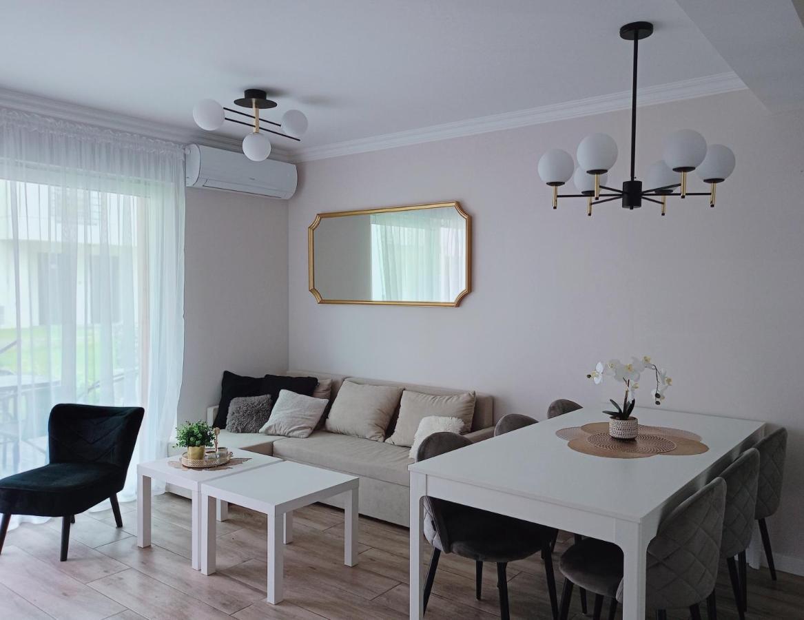 Sosnowy Z Dwoma Sypialniami I Ogrodkiem Apartment *